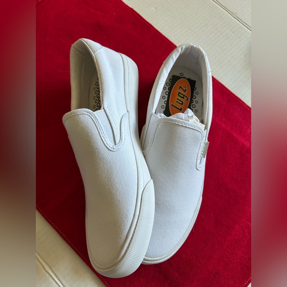 LUGZ White Sneakers for men  size 8